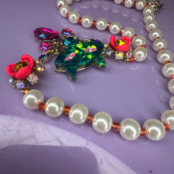 Betsey Johnson Multicolor Cat and Faux Pearl Necklace with Pink - Picture 9 of 13